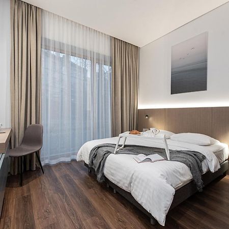 Cohost I New Basteja Life Apartments W-Garage Prkg & Self Check-In VNO Exterior photo